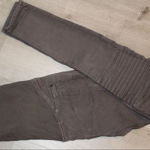 H&M Maternity Mama moto jeggings jeans